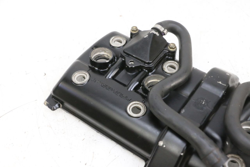 photo de CACHE CULBUTEUR MV AGUSTA BRUTALE R WALLY 910 (2008 - 2008) - Détail de la pièce