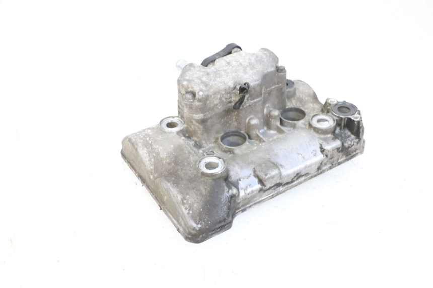 photo de CACHE CULBUTEUR SUZUKI BURGMAN EXECUTIVE ABS 650 (2006 - 2012) - Points de fixation