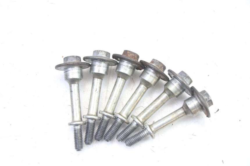 photo de CACHE CULBUTEUR HONDA CBR RR FIREBLADE 900 (1992 - 1994) - État de surface