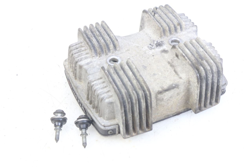 photo de CACHE CULBUTEUR HONDA CM 125 (1983 - 2003) - Autre angle de vue