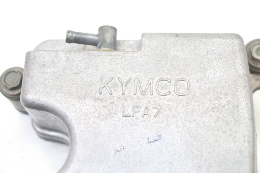 photo de CACHE CULBUTEUR KYMCO DINK STREET 125 (2009 - 2014) - Détail de la pièce