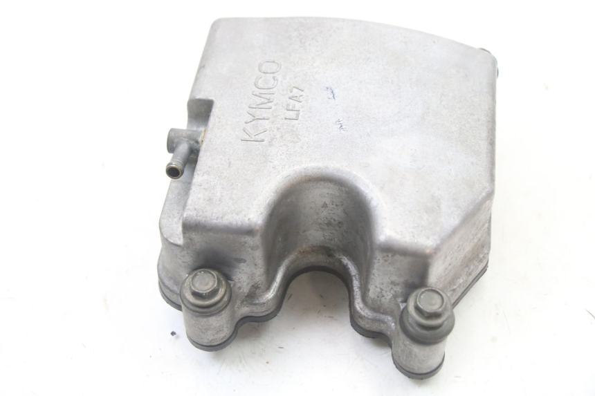 photo de CACHE CULBUTEUR KYMCO DINK STREET 125 (2009 - 2014) - Zoom état d’usage