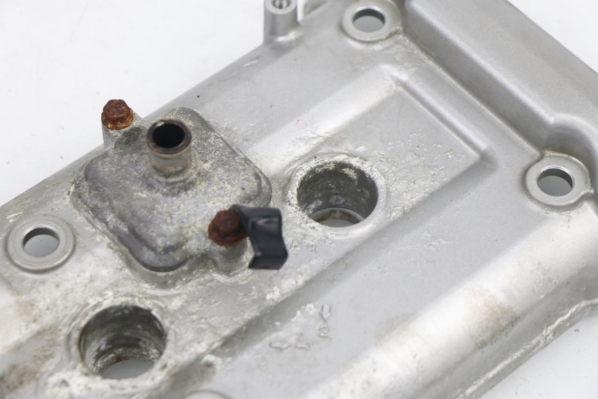 photo de CACHE CULBUTEUR KAWASAKI ER-6 ER6 F 650 (2006 - 2009) - Gros plan technique