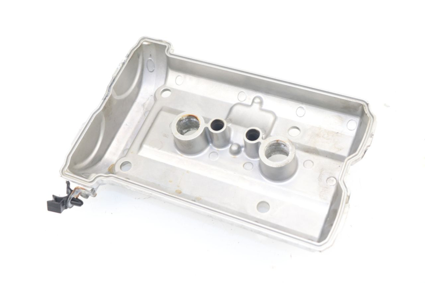 photo de CACHE CULBUTEUR KAWASAKI ER-6 ER6 F 650 (2006 - 2009) - Points de fixation