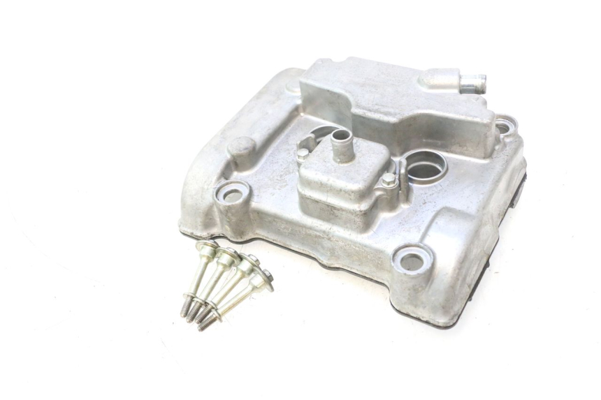 photo de CACHE CULBUTEUR HONDA FJS SILVER WING SILVERWING 400 (2005 - 2008) - Points de fixation