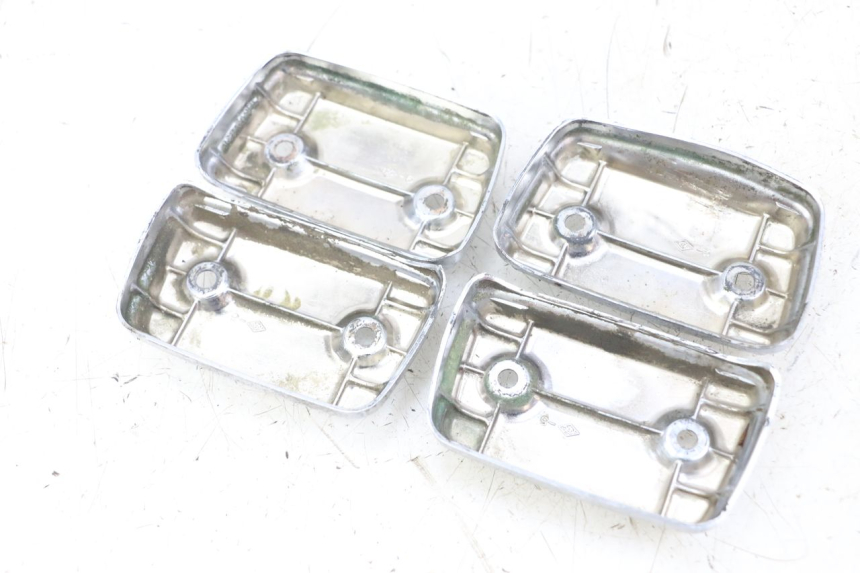 photo de CACHE CULBUTEUR SUZUKI GSX E 250 (1982 - 1983) - Détail de la pièce