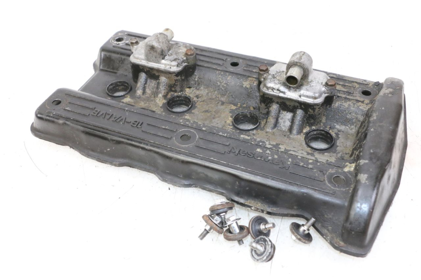 photo de CACHE CULBUTEUR KAWASAKI GTR 1000 (1994 - 2004) - Autre angle de vue