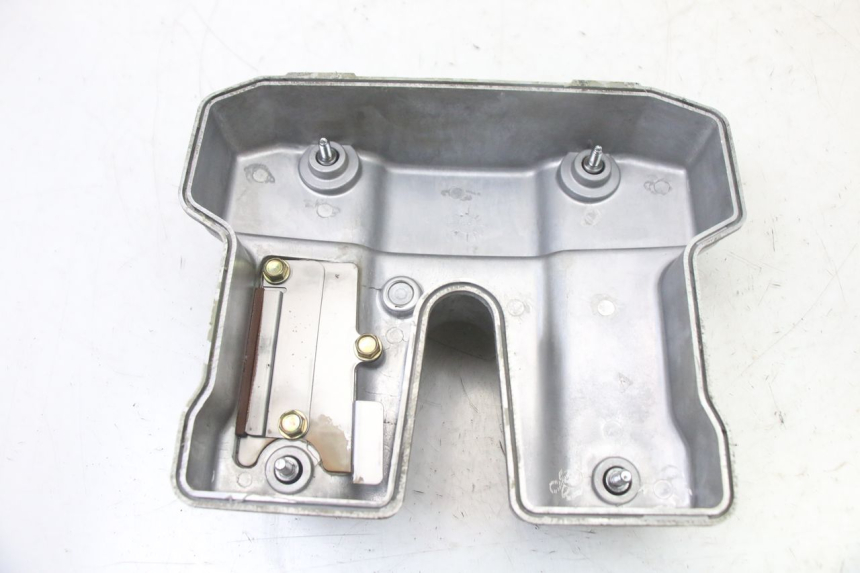 photo de CACHE CULBUTEUR KYMCO XCITING 500 (2007 - 2010) - Autre angle de vue