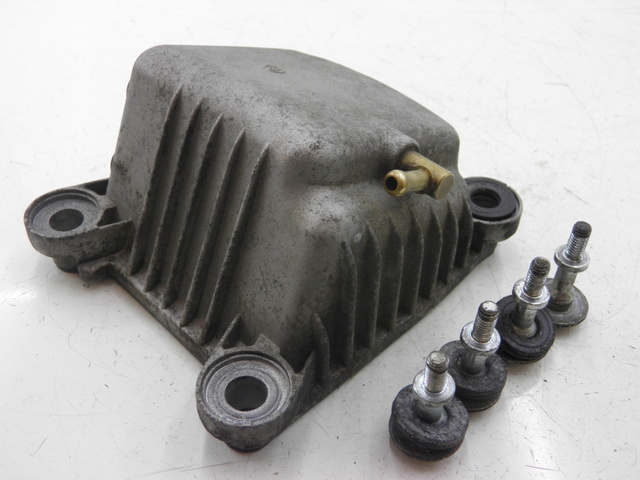 photo de CACHE CULBUTEUR PIAGGIO LIBERTY 2T 50 (2004 - 2008) - Zoom état d’usage