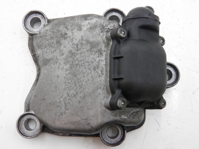 photo de CACHE CULBUTEUR PIAGGIO MP3 RL 125 (2006 - 2014) - Gros plan technique