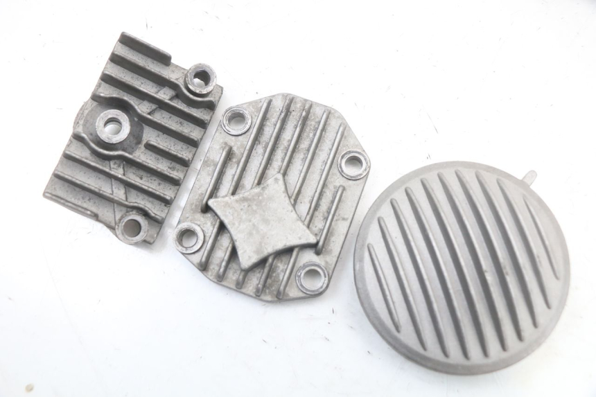 photo de CACHE CULBUTEUR APOLLO RFZ 140 - Autre angle de vue