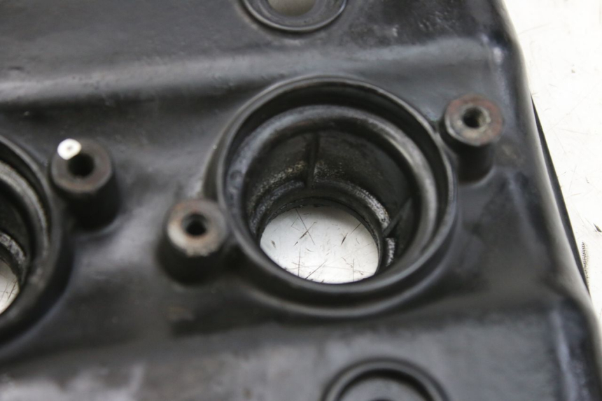 photo de CACHE CULBUTEUR TRIUMPH SPRINT ST 955 (1999 - 2001) - Détail de la pièce