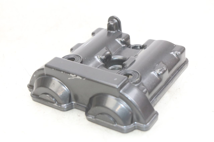 photo de CACHE CULBUTEUR SUZUKI SV N 650 (1999 - 2002) - Autre angle de vue