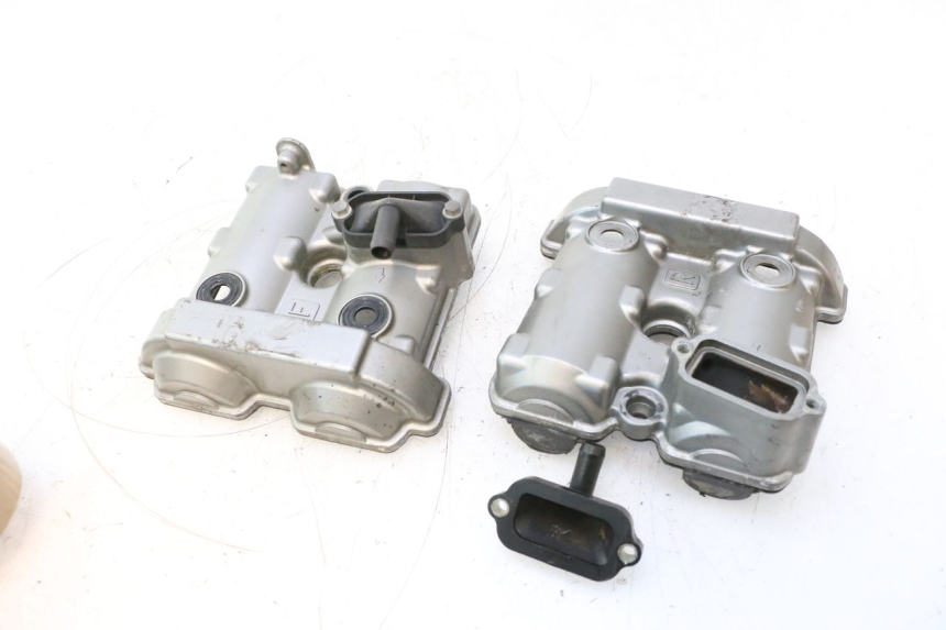 photo de CACHE CULBUTEUR SUZUKI SV S 650 (2003 - 2009) - Vue d’ensemble
