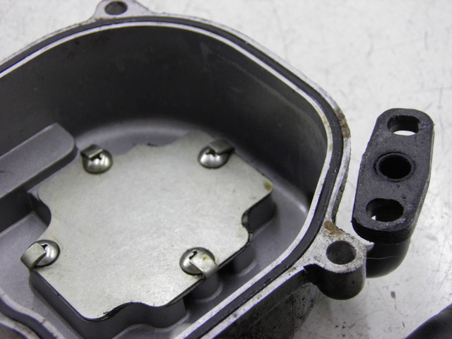 photo de CACHE CULBUTEUR SYM SYMPLY 4T 50 (2012 - 2015) - Zoom état d’usage