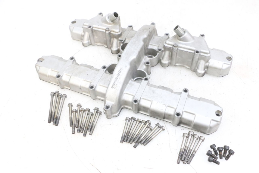 photo de CACHE CULBUTEUR KAWASAKI ZR 7 750 (1999 - 2004) - Détail de la pièce