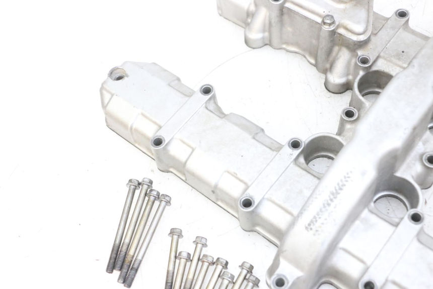 photo de CACHE CULBUTEUR KAWASAKI ZR 7 750 (1999 - 2004) - Marquages et références