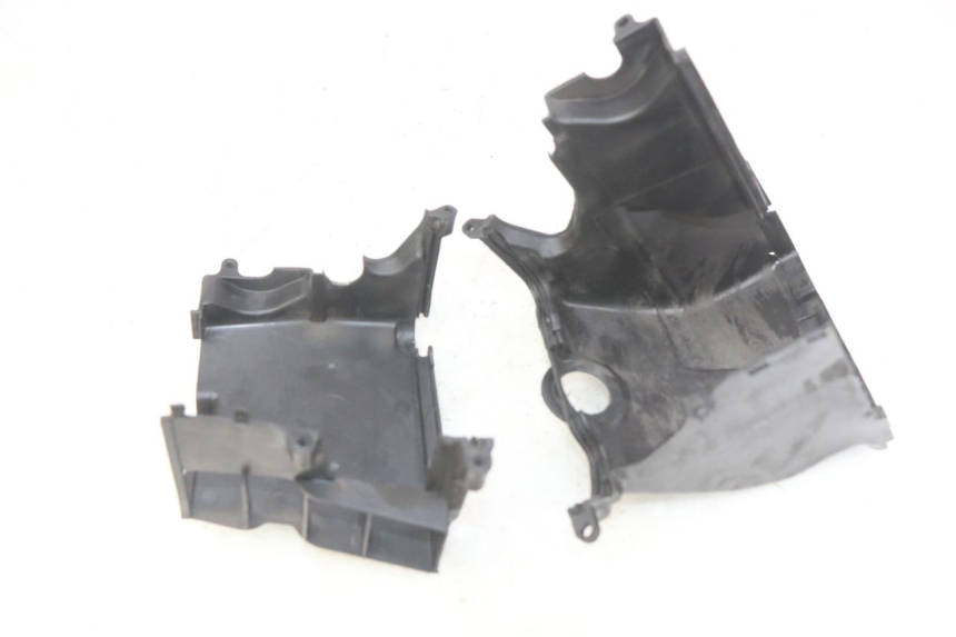 photo de CACHE CYLINDRE PEUGEOT CITYSTAR AIR 125 (2014 - 2017) - Zoom état d’usage