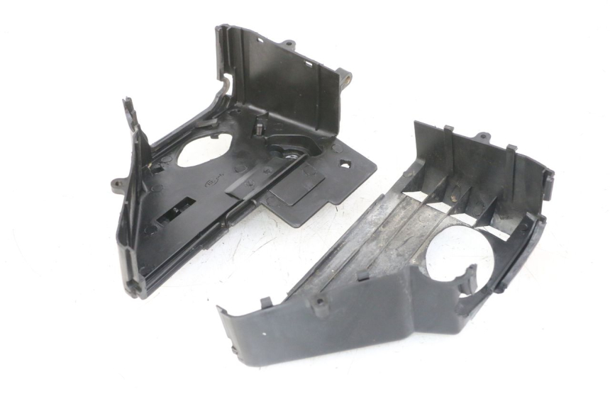 photo de CACHE CYLINDRE DAELIM BESBI 125 (2007 - 2008) - Détail de la pièce