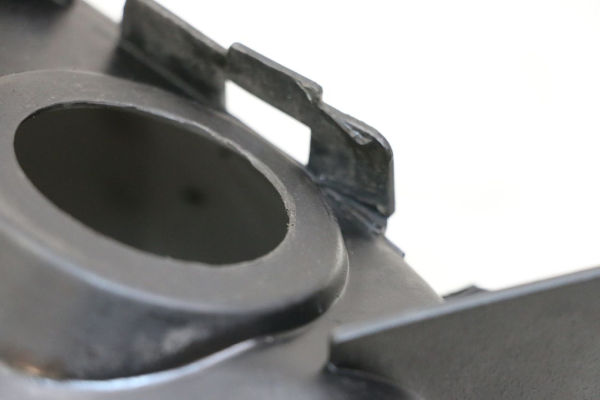 photo de CACHE CYLINDRE PEUGEOT ELYSTAR 50 (2002 - 2014) - Détail de la pièce