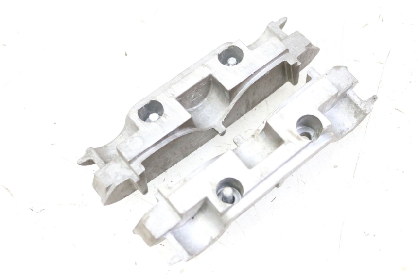 photo de CACHE CYLINDRE HYOSUNG GTR 125 (2006 - 2008) - Détail de la pièce