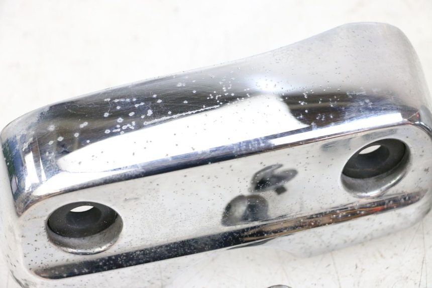 photo de CACHE CYLINDRE SUZUKI GZ MARAUDER 125 (1998 - 2004) - État de surface