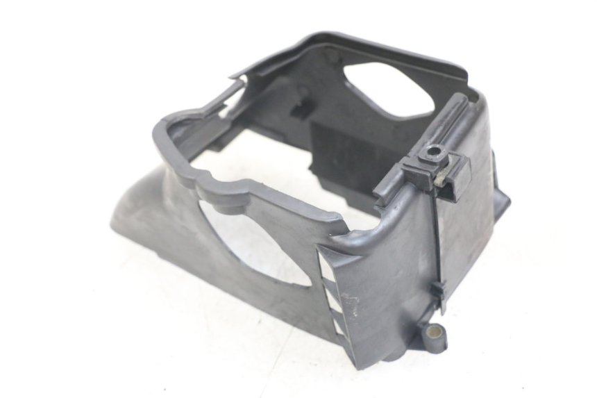 photo de CACHE CYLINDRE PEUGEOT KISBEE 4T 50 (2010 - 2017) - Gros plan technique