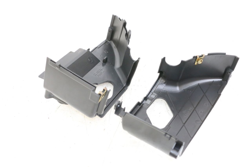 photo de CACHE CYLINDRE PEUGEOT KISBEE 4T 50 (2018 - 2022) - Détail de la pièce