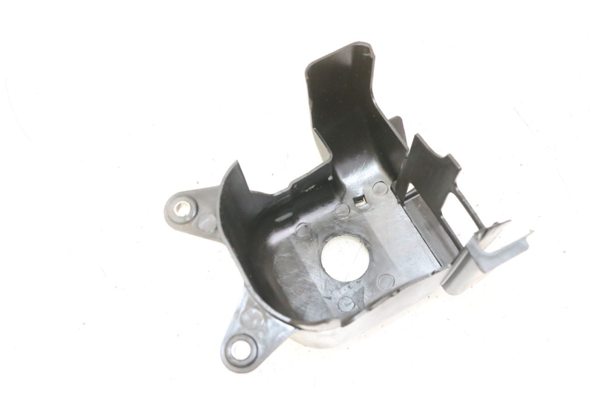 photo de CACHE CYLINDRE MBK BOOSTER SPIRIT NAKED 50 (2004 - 2017) - Détail de la pièce