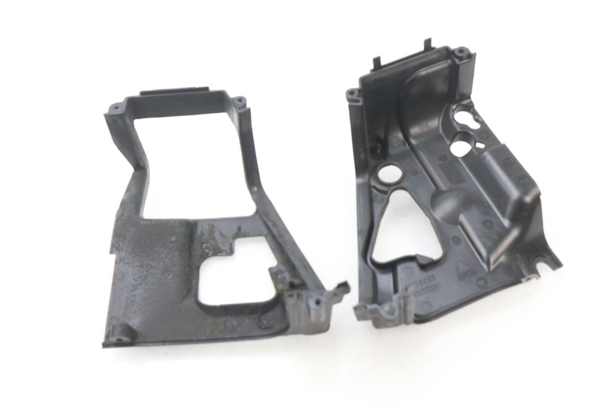 photo de CACHE CYLINDRE PIAGGIO PRIMAVERA 125 (2013 - 2021) - Zoom état d’usage