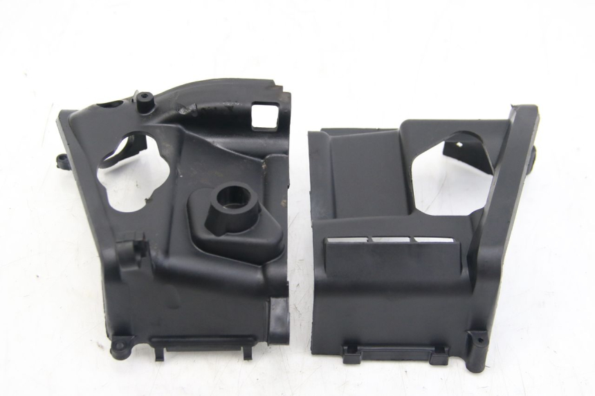 photo de CACHE CYLINDRE APRILIA SCARABEO 4T 50 (2009 - 2017) - Vue d’ensemble