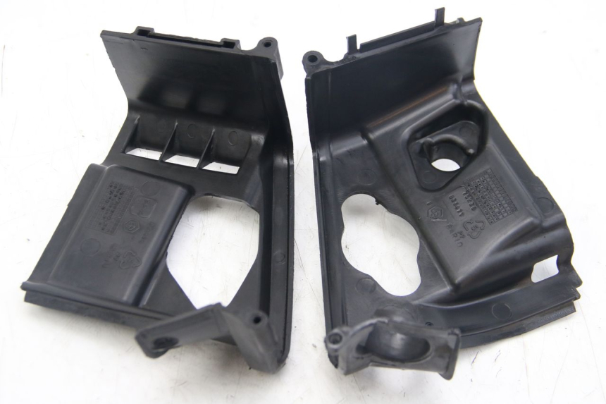 photo de CACHE CYLINDRE APRILIA SCARABEO 4T 50 (2009 - 2017) - Pièce contrôlée