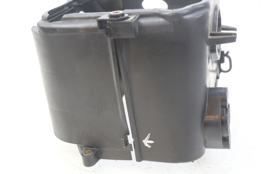 photo de CACHE CYLINDRE KYMCO SENTO 100 (2008 - 2013) - Gros plan technique