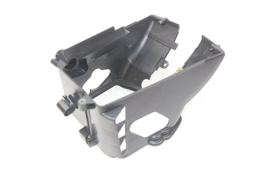 photo de CACHE CYLINDRE PEUGEOT STREETZONE 4T 50 (2018 - 2023) - Détail de la pièce