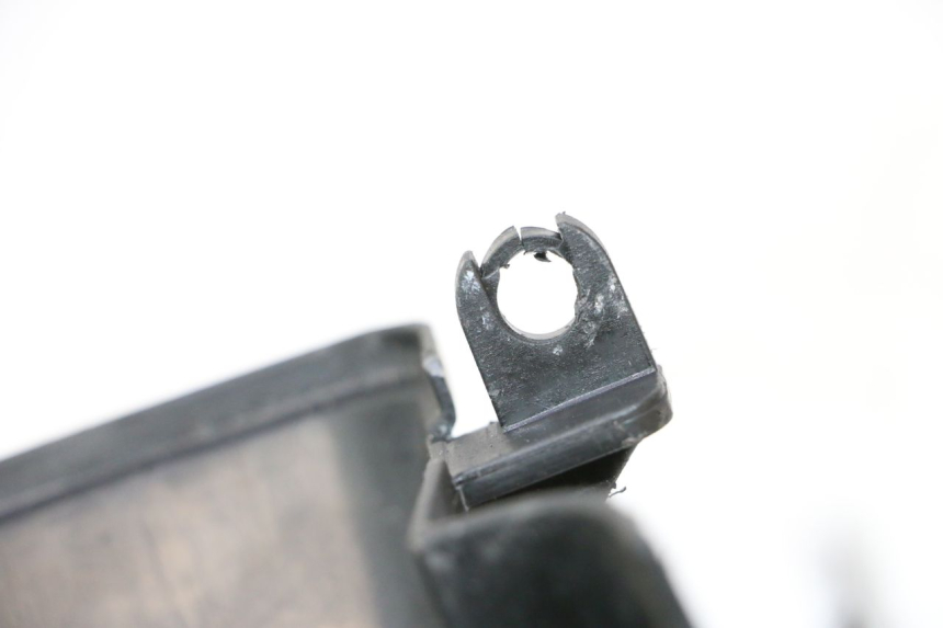 photo de CACHE CYLINDRE PEUGEOT TREKKER 50 (1995 - 2004) - Détail de la pièce