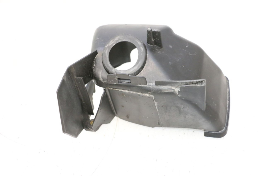 photo de CACHE CYLINDRE PEUGEOT TREKKER 50 (1995 - 2004) - Gros plan technique