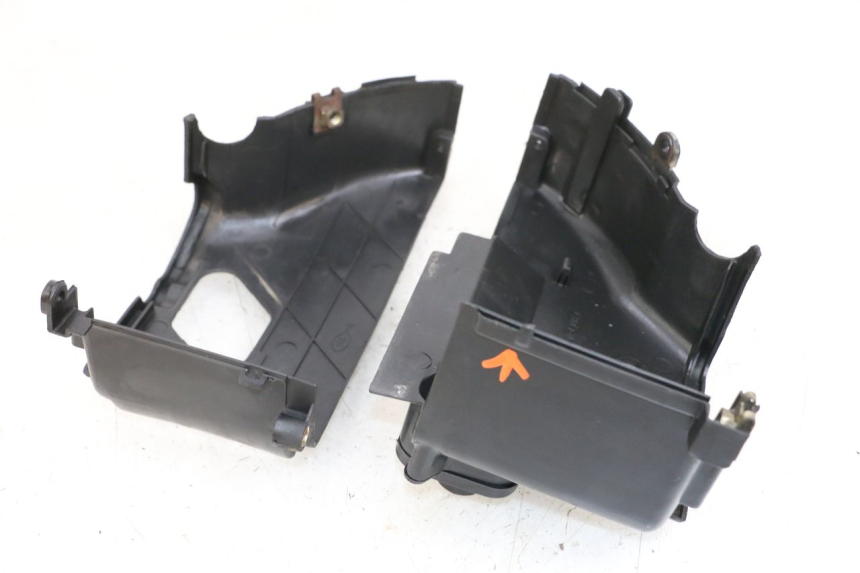 photo de Cylinder cover BEELINE VELOCE 4T 50 (2011 - 2020) - Vue d’ensemble