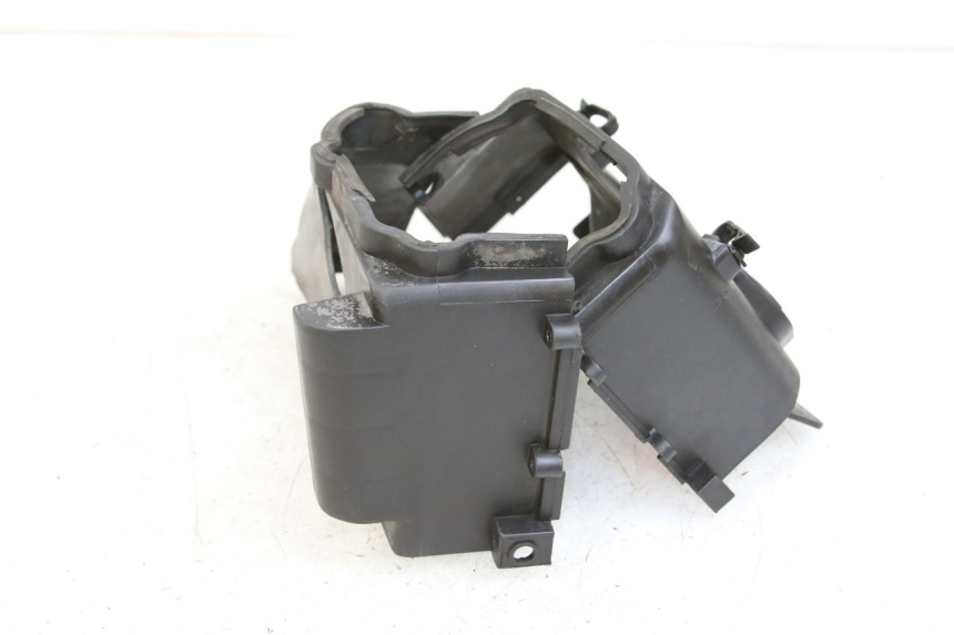 photo de CACHE CYLINDRE PEUGEOT VIVACITY 125 (2010 - 2017) - Autre angle de vue