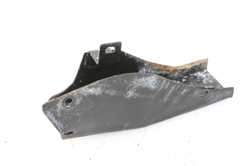 photo de CACHE DISQUE FREIN HYTRACK S 150 (2003 - 2011) - Gros plan technique