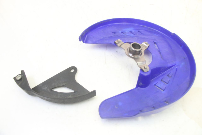 photo de CACHE DISQUE FREIN YAMAHA YZ-F YZF 250 (2014 - 2018) - Détail de la pièce