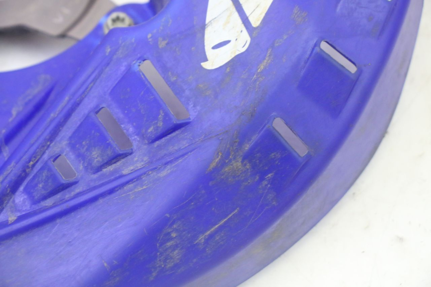 photo de CACHE DISQUE FREIN YAMAHA YZ-F YZF 250 (2014 - 2018) - Autre angle de vue