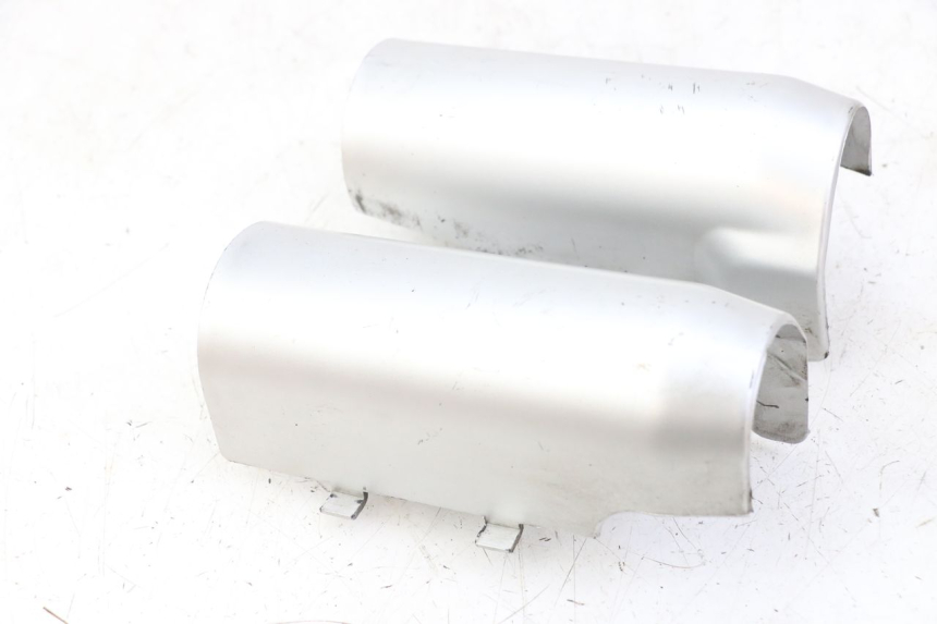 photo de CACHE FOURCHE PIAGGIO BEVERLY 125 (1998 - 2005) - Autre angle de vue