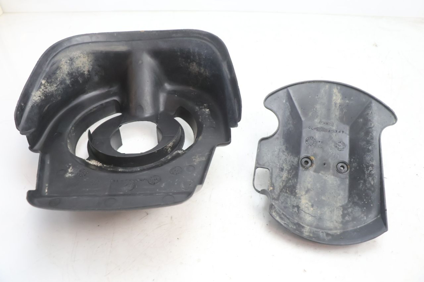 photo de CACHE FOURCHE MBK BOOSTER SPIRIT 50 (1996 - 1999) - Autre angle de vue