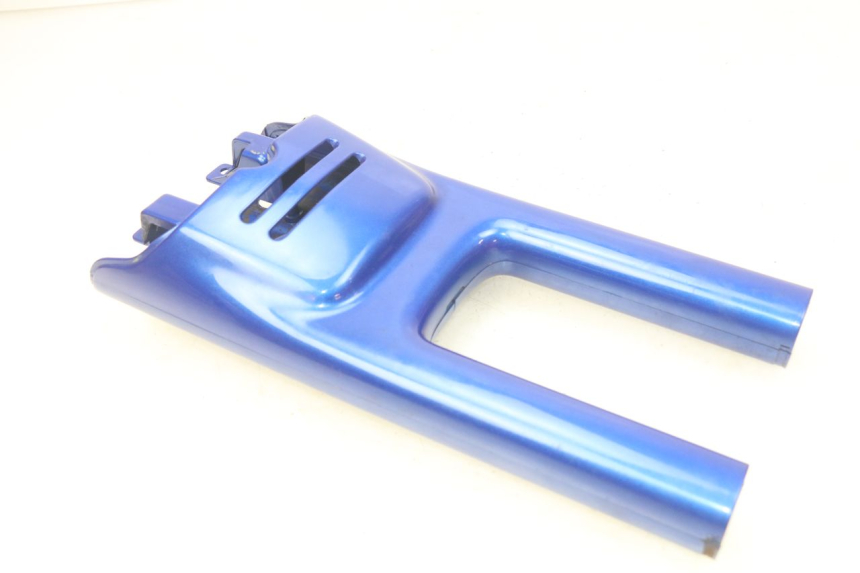 photo de CACHE FOURCHE PEUGEOT FOX 50 (1995 - 2003) - Gros plan technique