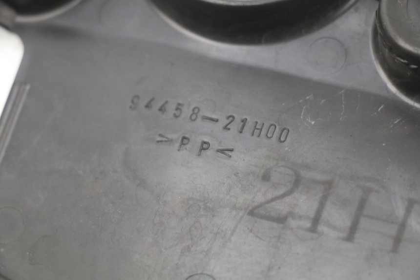 photo de CACHE FOURCHE SUZUKI GSX-R GSXR K16 1000 (2012 - 2016) - Détail de la pièce