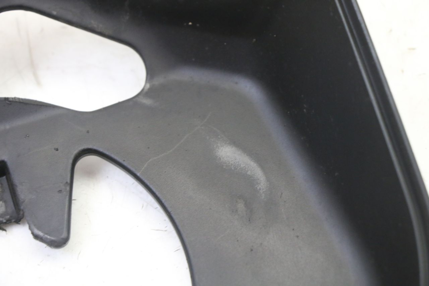 photo de CACHE FOURCHE PEUGEOT KISBEE 4T 50 (2018 - 2022) - Zoom état d’usage