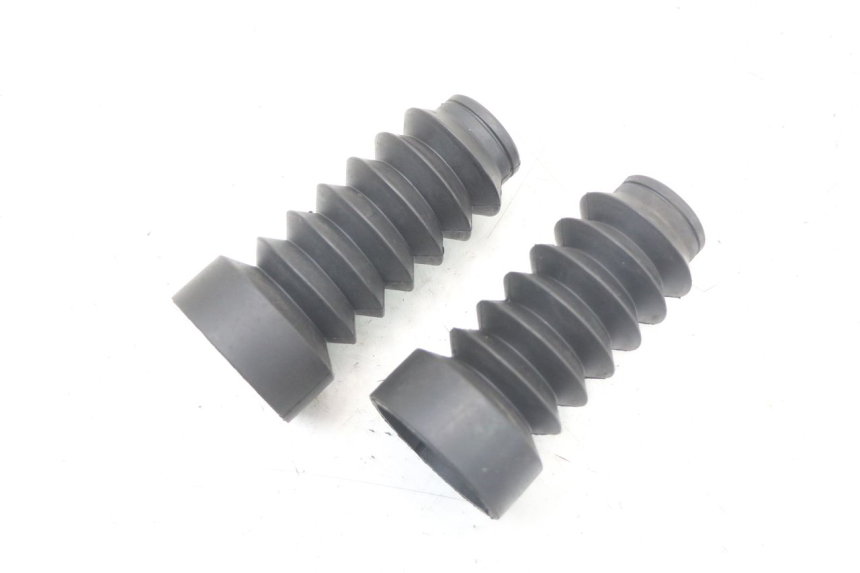 photo de CACHE FOURCHE SYM MIO 50 (2011 - 2017) - Détail de la pièce