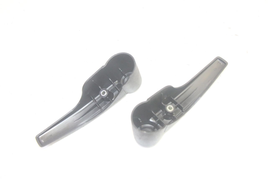 photo de CACHE FOURCHE PIAGGIO MP3 HPE 350 (2018 - 2020) - Zoom état d’usage