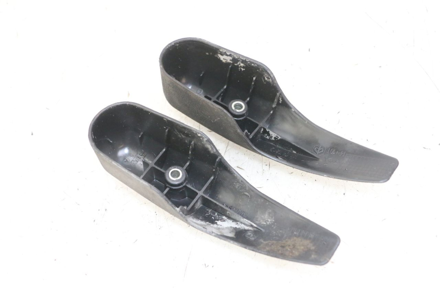 photo de CACHE FOURCHE PIAGGIO MP3 LT 400 (2007 - 2012) - Détail de la pièce