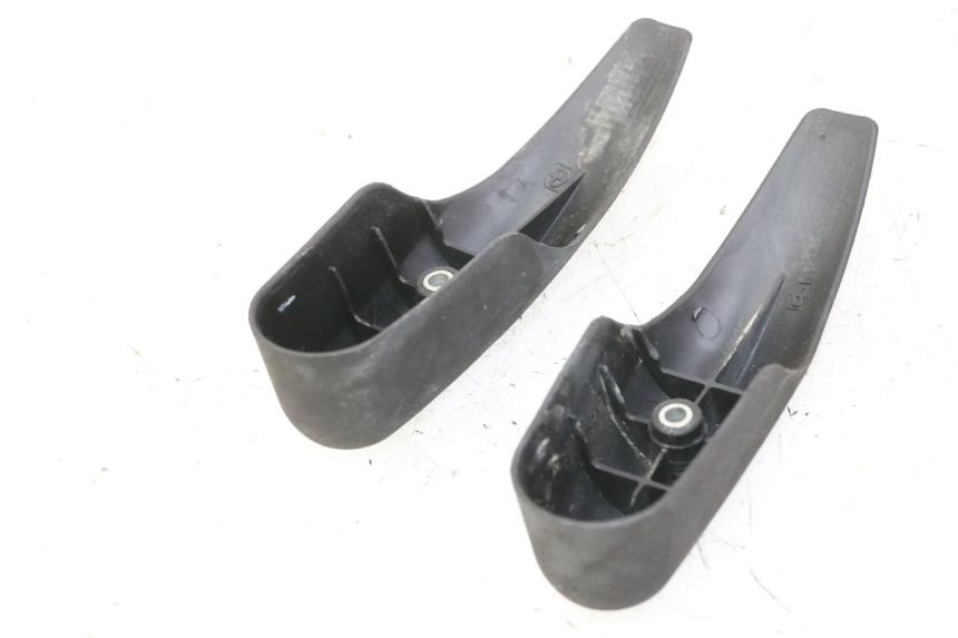 photo de CACHE FOURCHE PIAGGIO MP3 500 (2011 - 2015) - Détail de la pièce